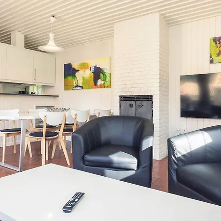 Holiday home Vi *